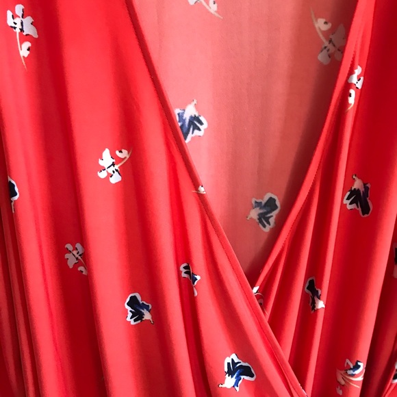 6)NEW❤️The Limited-Wrap dress! Pretty orange color - Picture 7 of 7